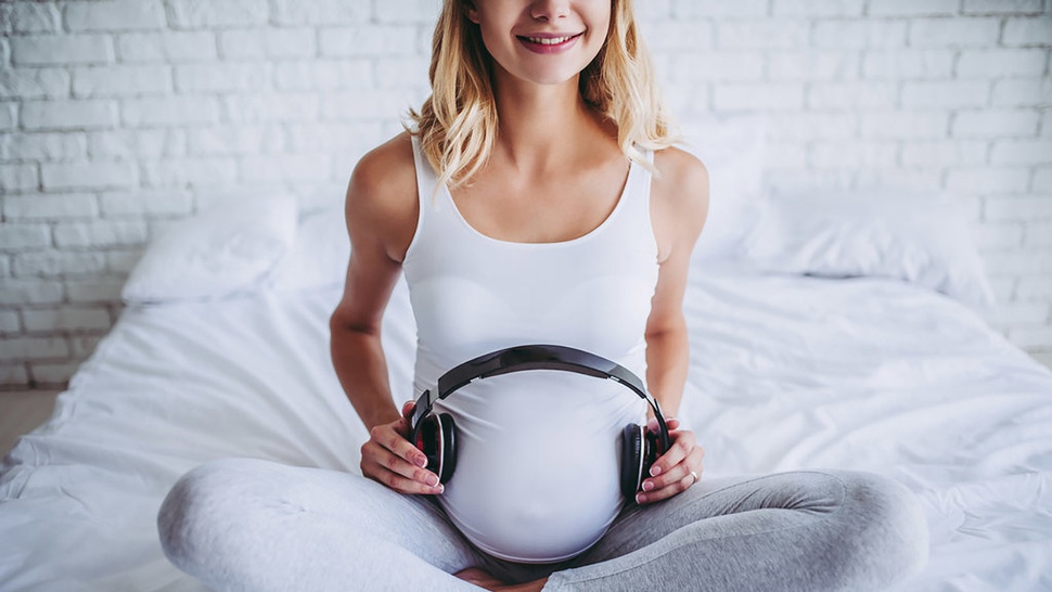 Ketahui Manfaat Mendengarkan Musik Bagi Perkembangan Bayi