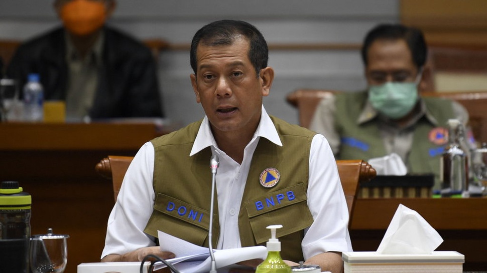 Doni Monardo Pensiun, Jokowi Tunjuk Ganip Warsito jadi Kepala BNPB