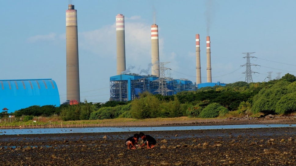 Pajak Karbon Mandek, Energy Watch: Ada yang Menghalangi Pemerintah
