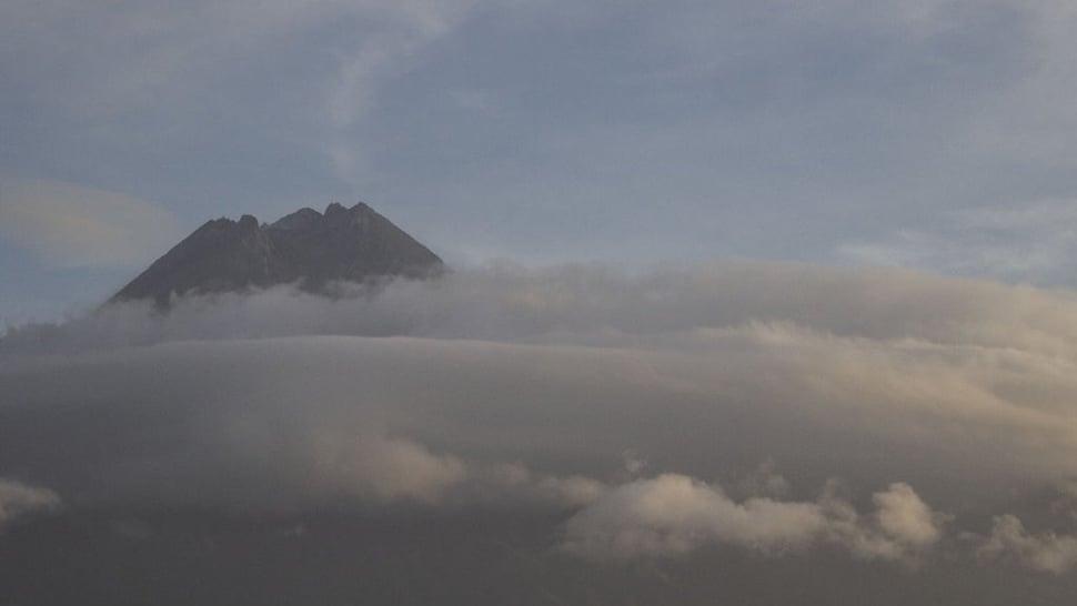 Penjelasan Ahli Vulkanologi UGM Soal Gunung Merapi yang Menggembung