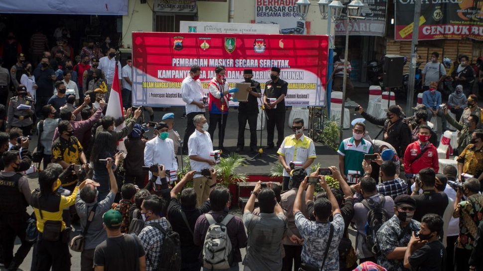 DPR & Pemerintah Putuskan Pilkada Berlanjut, Tapi Larang Konser