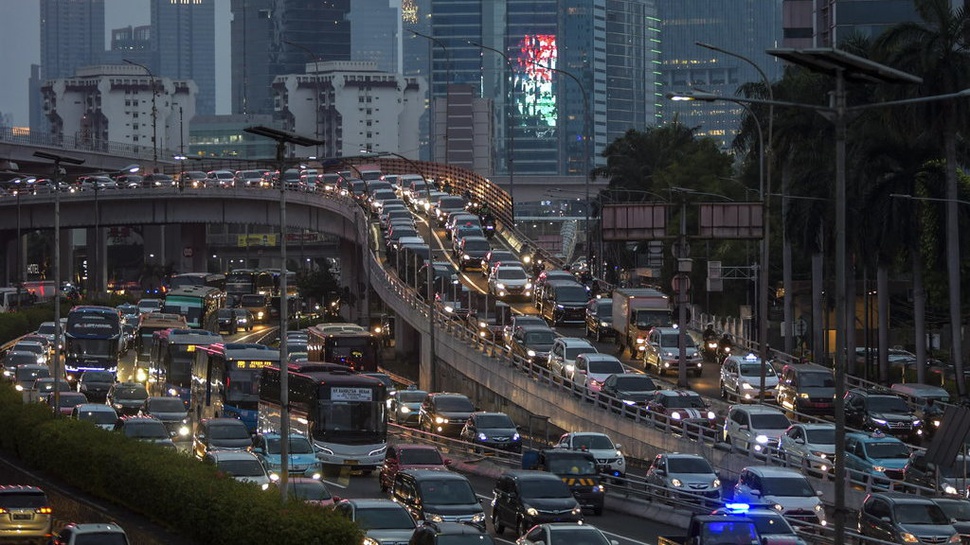 Daripada Atur Jam Kerja, PSI Usul WFH untuk Atasi Kemacetan DKI