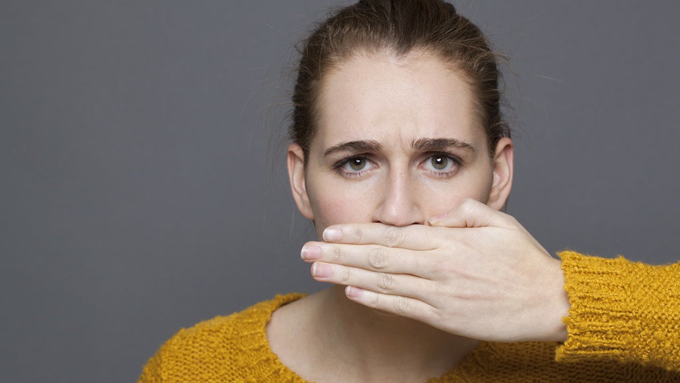 Cara Menghilangkan Bau Mulut saat Puasa Sesuai Tips Dokter
