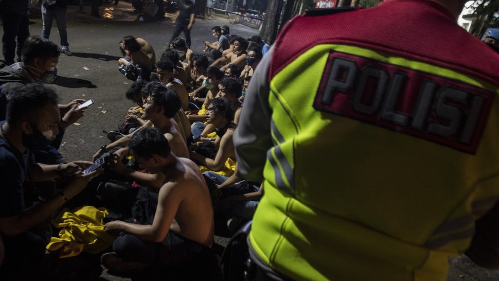 Koalisi Sipil Kecam Represi Polisi ke Penolak Omnibus di Bandung