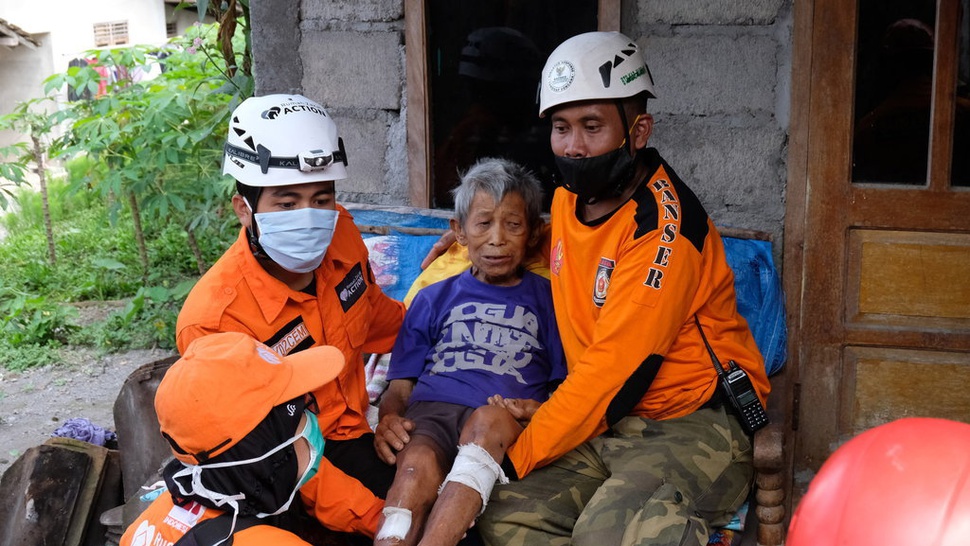 1.294 Warga Dievakuasi karena Aktivitas Gunung Merapi Meningkat