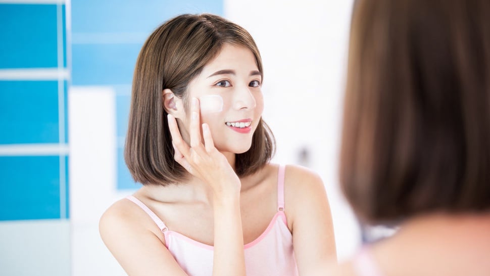 Tahapan Basic Skincare untuk Remaja & Tips Merawat Kulit Wajah