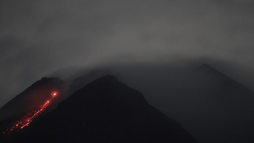 Gunung Merapi Hari Ini, Masuk Fase Erupsi Ada 2 Kali Guguran Lava