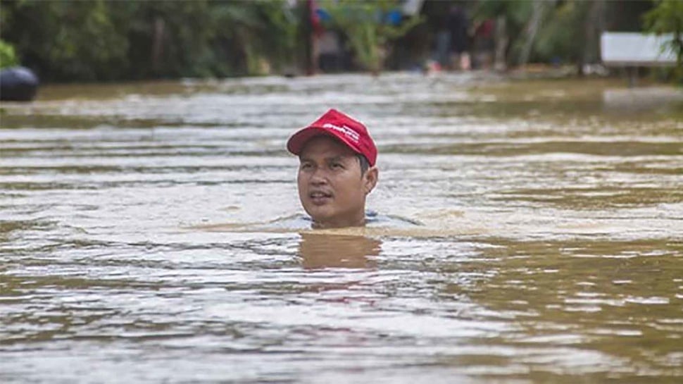 Banjir Kalsel 2021: Dampaknya Lebih 1.000 Warga Tapin Dievakuasi