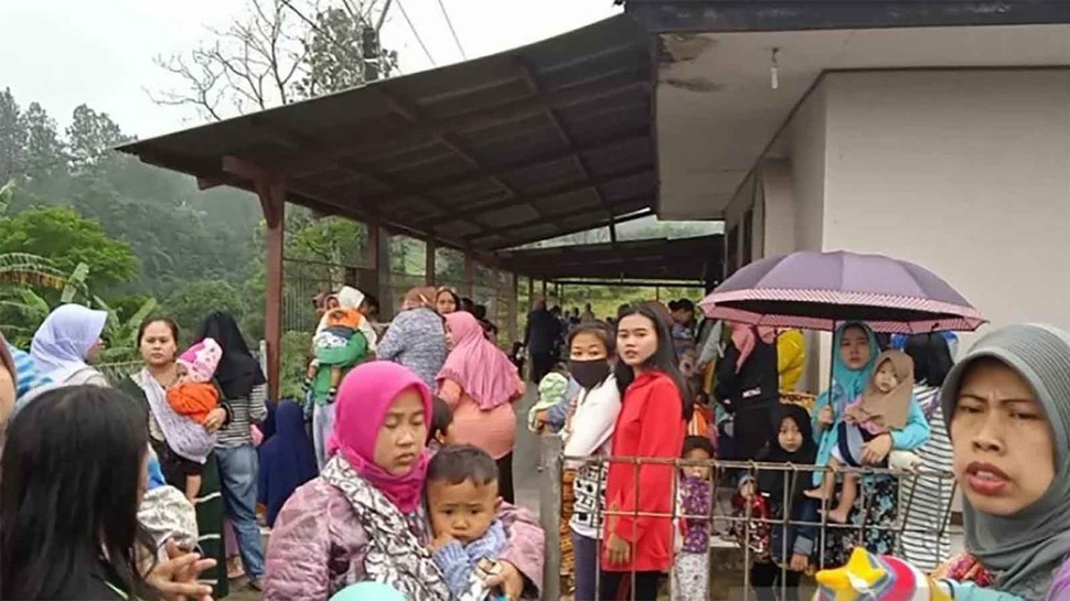 474 Warga Dievakuasi akibat Banjir Bandang di Kawasan Puncak Bogor