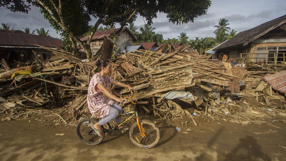 Beban Lain Warga Terdampak Bencana: Ancaman Somasi & Pindah Paksa