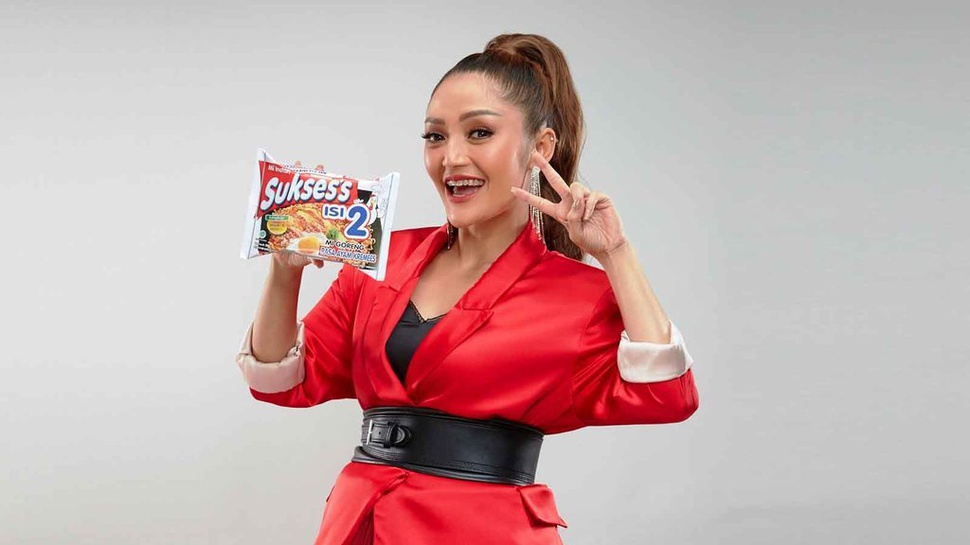 Penyanyi Siti Badriah Jadi Brand Ambassador Baru Mie Sukses's Isi 2