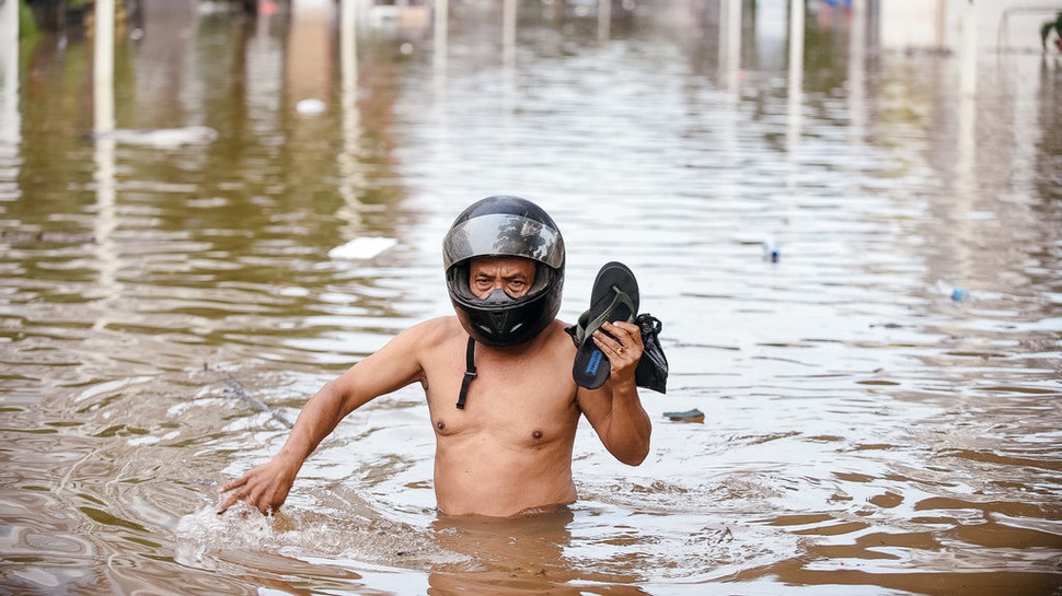 Enam Ruas Jalan di Jakarta Selatan Masih Terendam Banjir