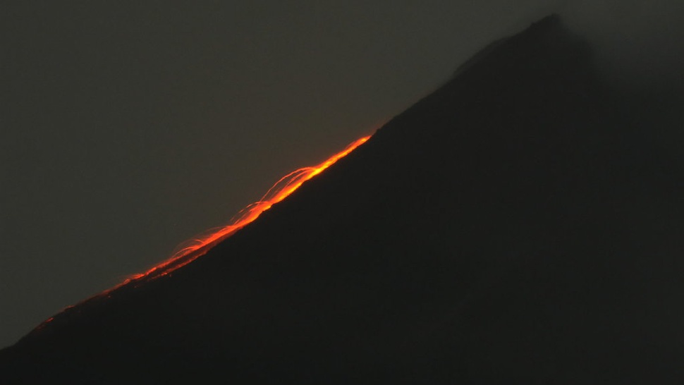 Gunung Merapi 10 Kali Meluncurkan Guguran Lava Pijar