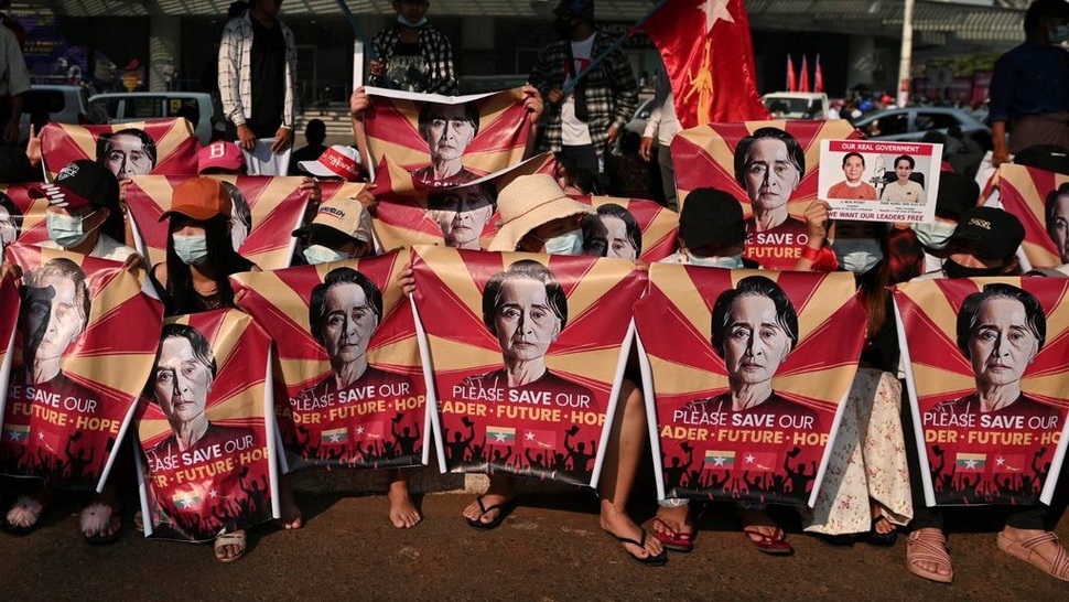 Situasi Myanmar: Biksu Turun ke Jalan Menentang Junta Militer