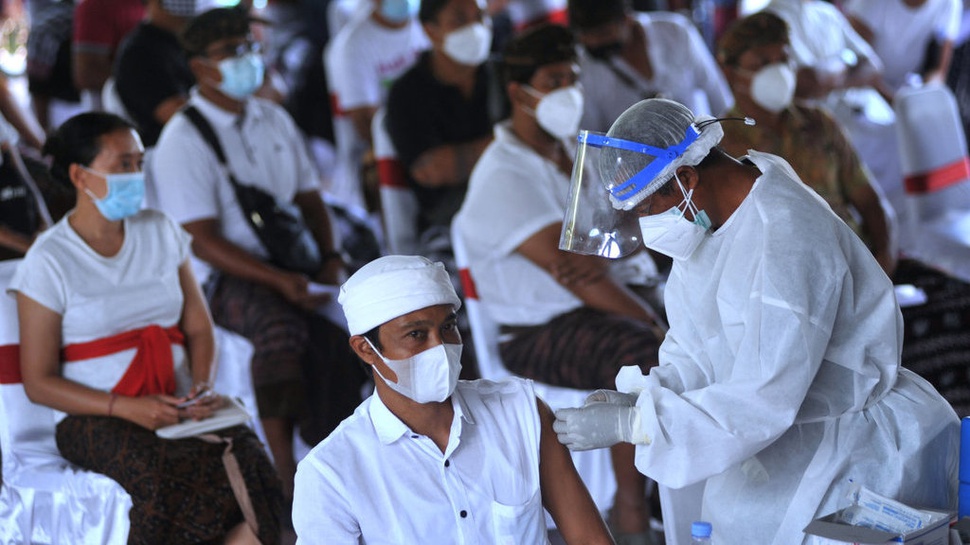 Vaksinasi Massal Covid-19 di Ubud