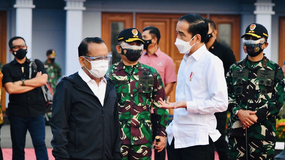 Menilik Peran Purnawirawan dalam Bursa Panglima TNI di Era Jokowi