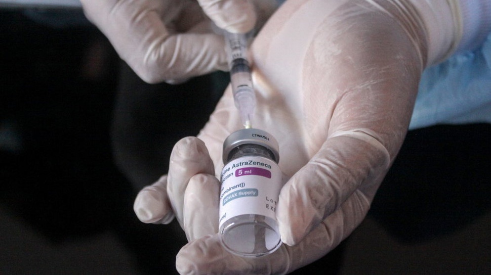 Kemenkes Jaga Ketat Stok Vaksin akibat India Embargo AstraZeneca