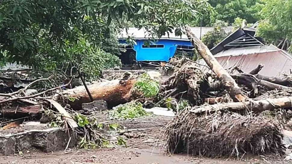 11 Orang Meninggal akibat Banjir Lahar Hujan Gunung Ile Lewotolok