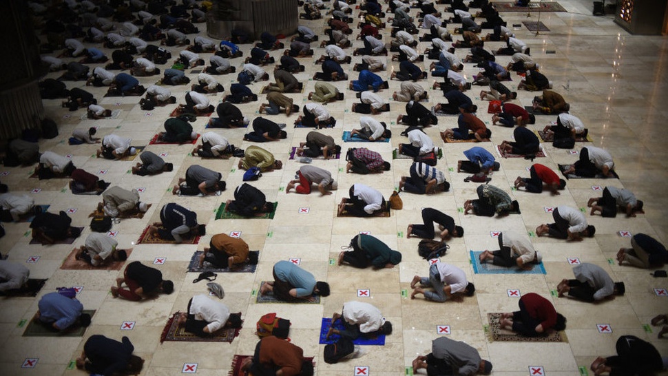 Shalat Tarawih Hari Pertama Ramadhan 2021 di Masjid Istiqlal