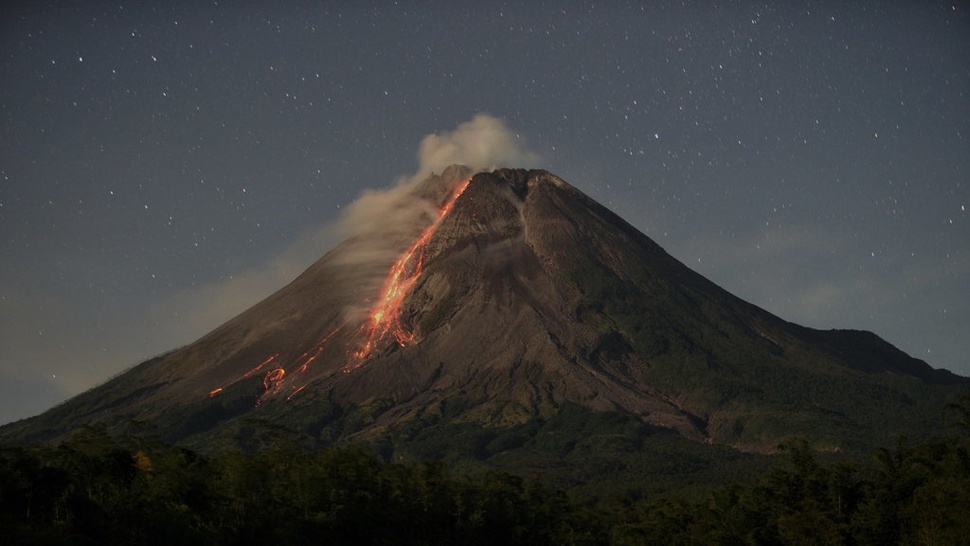 Gunung Merapi Erupsi Hari Ini 25 Juni, BPPTKG: Ada Hujan Abu Tipis