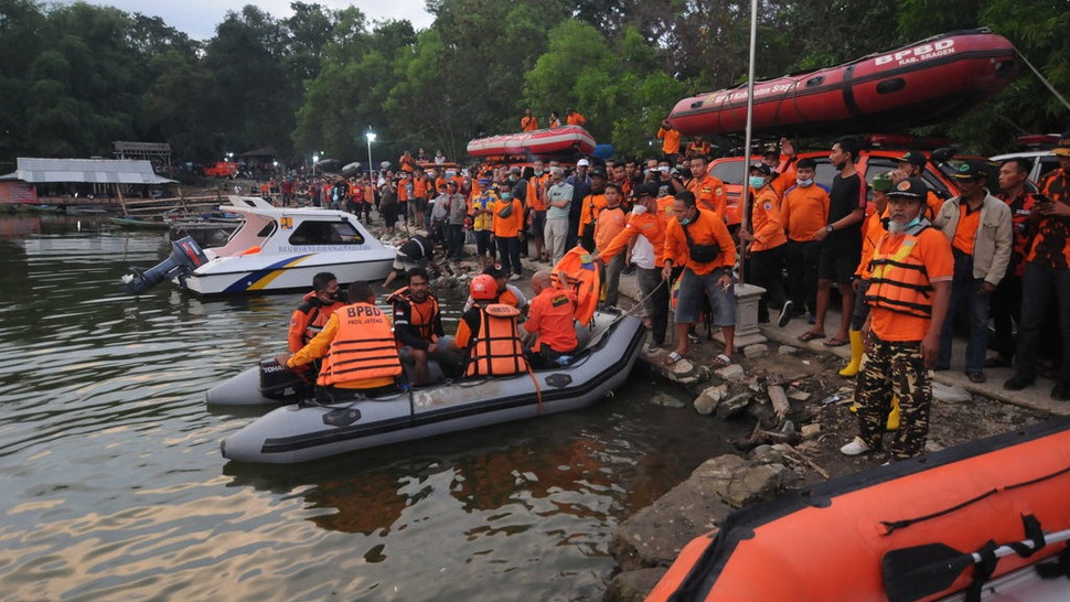 Polisi Tetapkan Bocah 13 Tahun Tersangka Perahu Terbalik di Waduk