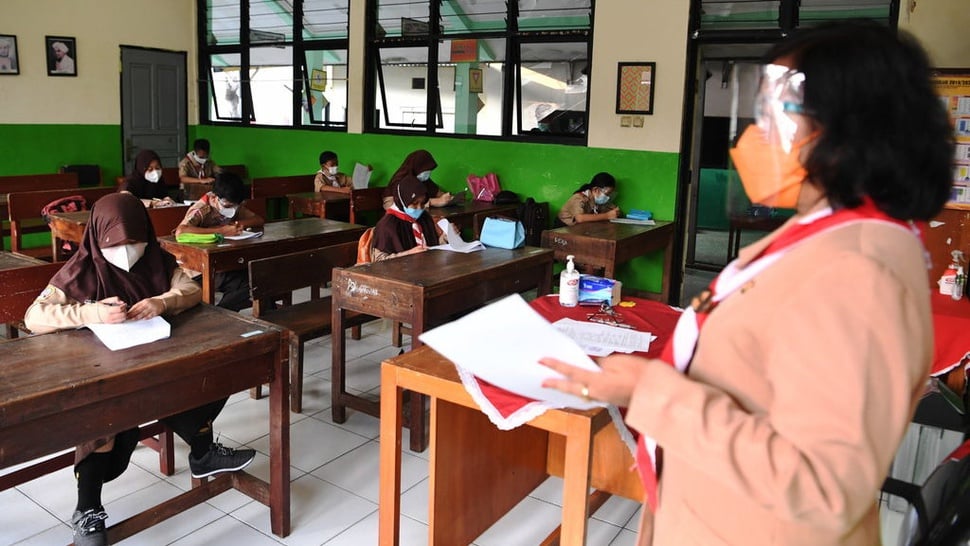 Pemprov DKI Jakarta Kaji Sekolah Tatap Muka saat PPKM Level 3