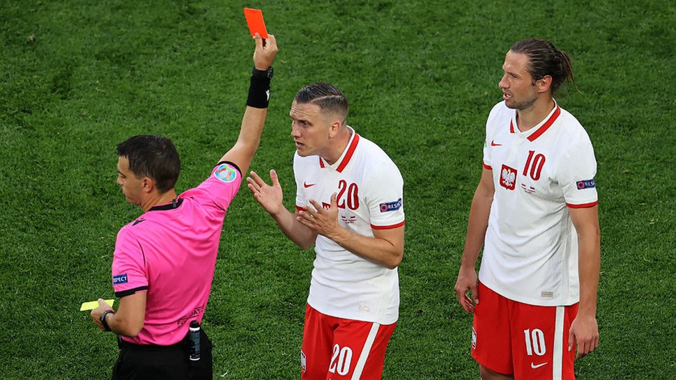 Skuad EURO 2021, Daftar Pemain Polandia, Profil Pelatih Paulo Sousa