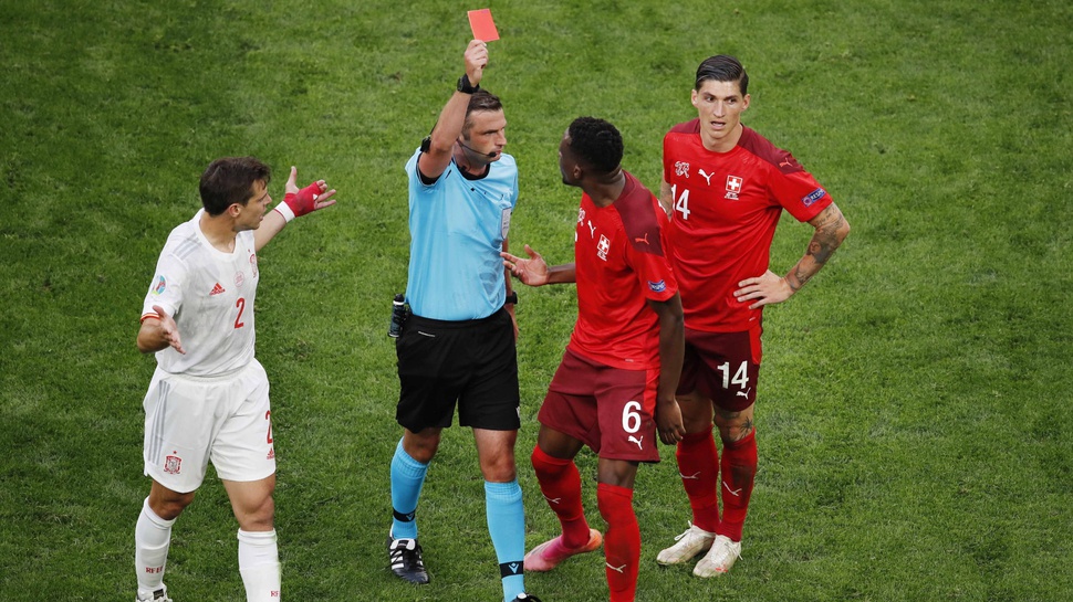 Aturan EURO 2021 Soal Kartu Kuning & Merah: Siapa Absen di Final?
