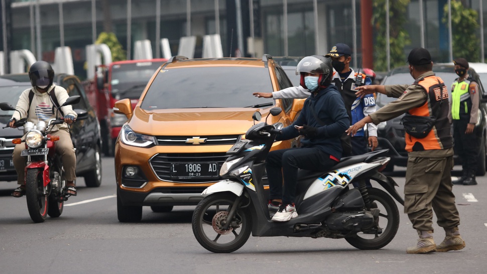 Hari Pertama PPKM Darurat Surabaya: 137 Pelanggar Prokes Ditindak