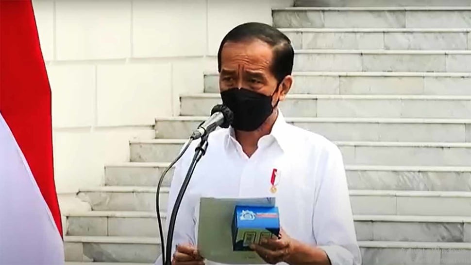 Jokowi Minta Percepat Vaksinasi COVID-19 dengan Cara Door to Door