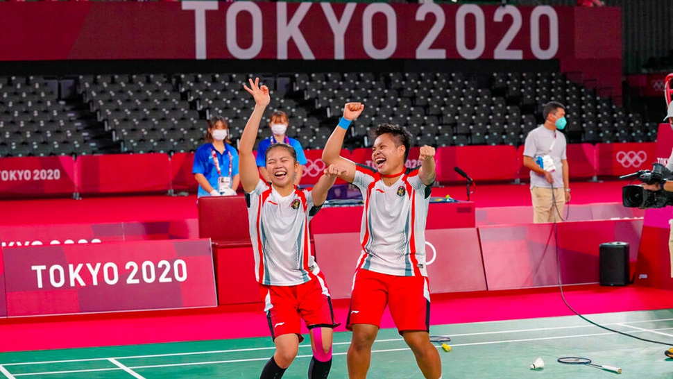 2021/08/02/tokyo-olympics-badminton-7-copyright-2021-the-associated-press.-all-rights-reserved.jpg