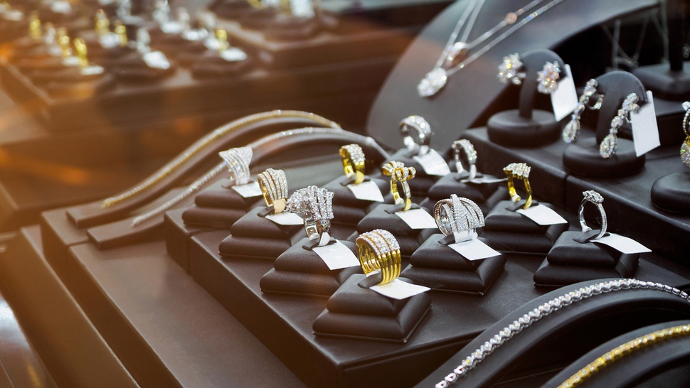 Harga Emas Perhiasan Pegadaian 5 Mei 2022 & Panduan Beli Emas