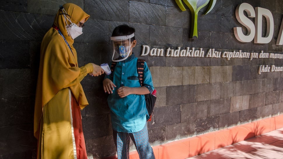 PTM Kota Bandung & Jabar Hari Ini: 1.471 Sekolah Buka & Aturannya