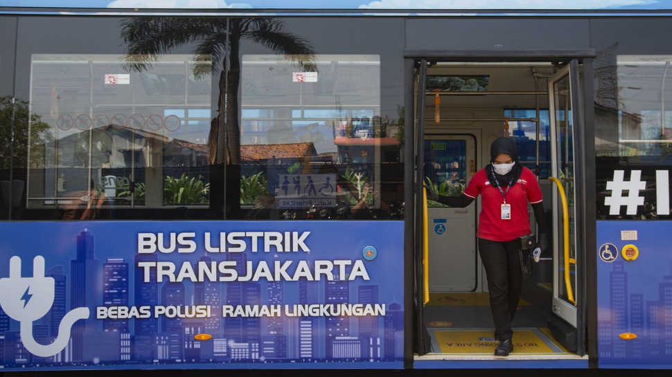 Daftar Rute Transjakarta yang Dialihkan Imbas Demo Buruh di Jakarta
