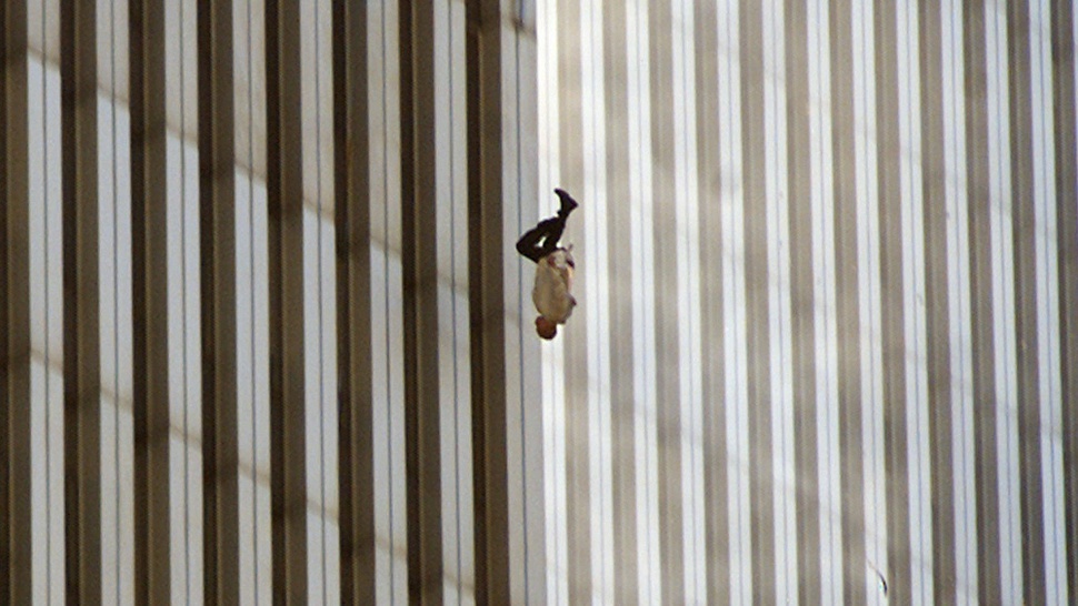 The Falling Man: Simbol Kehancuran dan Perubahan Zaman Pasca-9/11