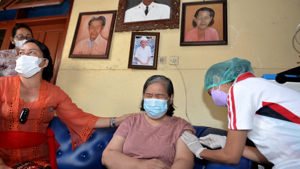 Indonesia Capai 2 Juta Dosis Vaksinasi COVID-19 per Hari