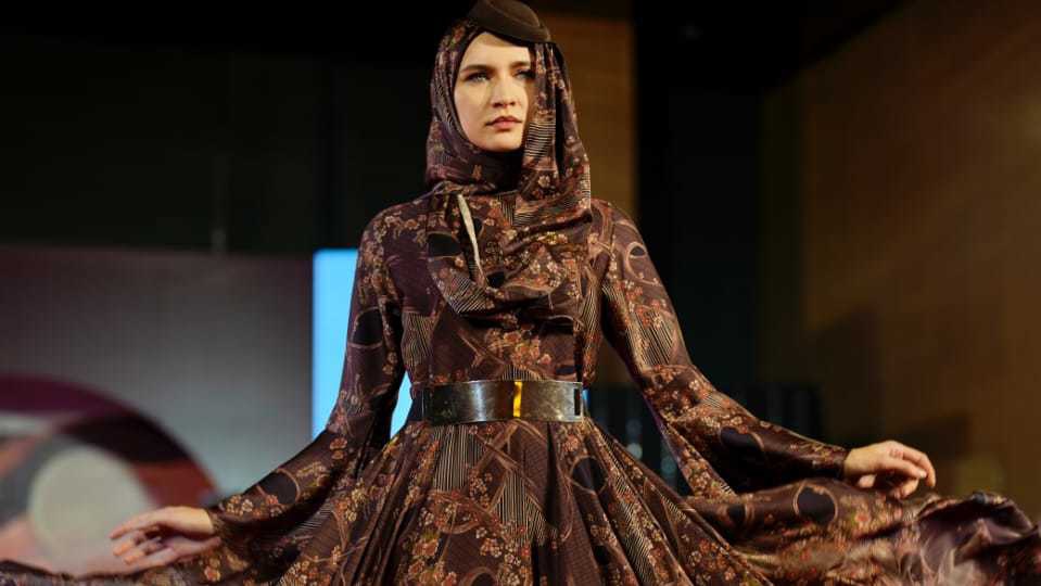 Heaven Lights Perkenalkan Koleksi di Dubai Modest Fashion Week 2021
