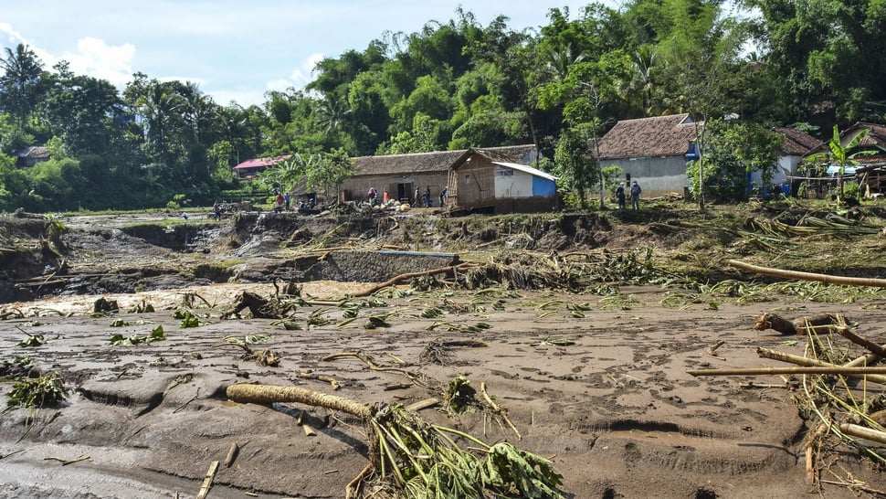 BPBD: 76 KK Terdampak Banjir Bandang di Kabupaten Bandung