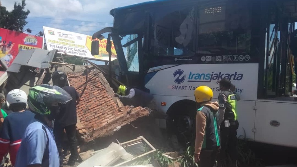 Transjakarta Kembali Kecelakaan, Wagub Riza Patria: Kami Evaluasi