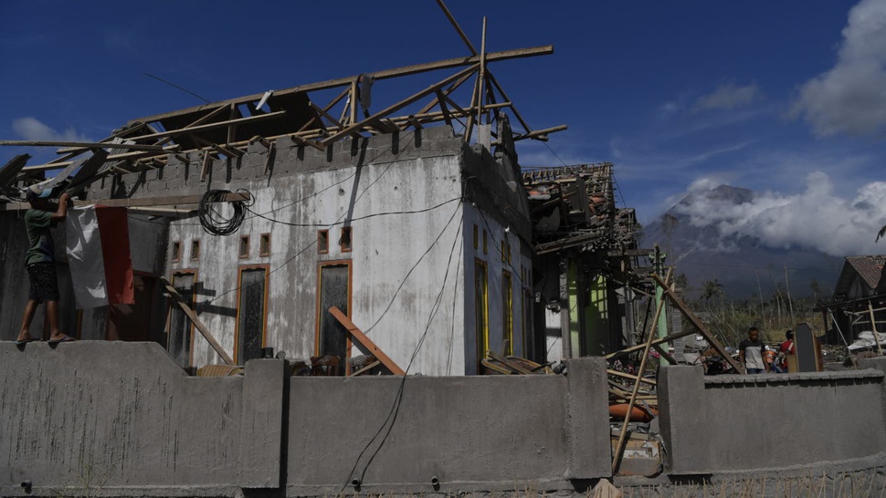 Pemerintah Segera Relokasi Desa Terdampak Erupsi Gunung Semeru