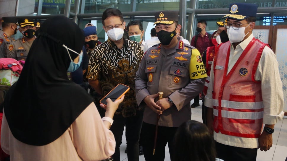 Kasus Omicron di Indonesia Disumbang Pelaku Perjalanan Luar Negeri