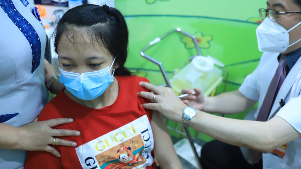 Rumah Sakit Premier Jatinegara (RSPJ) membuka Sentra Vaksinasi Anak