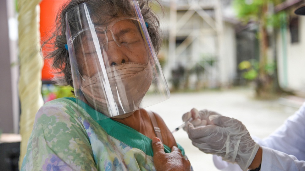 Vaksin Booster COVID-19 Surabaya 20 Januari: Cek Jadwal dan Lokasi