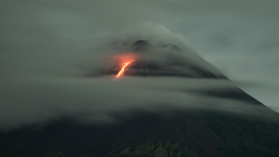 Aktivitas Gunung Merapi 7 Maret: 28 Gempa Guguran & 3 Lava Pijar