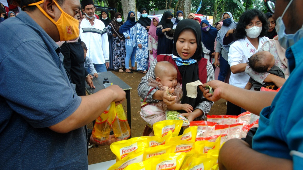 BLT Minyak Goreng Jokowi Tak Efektif jika Mafia Masih Merajalela