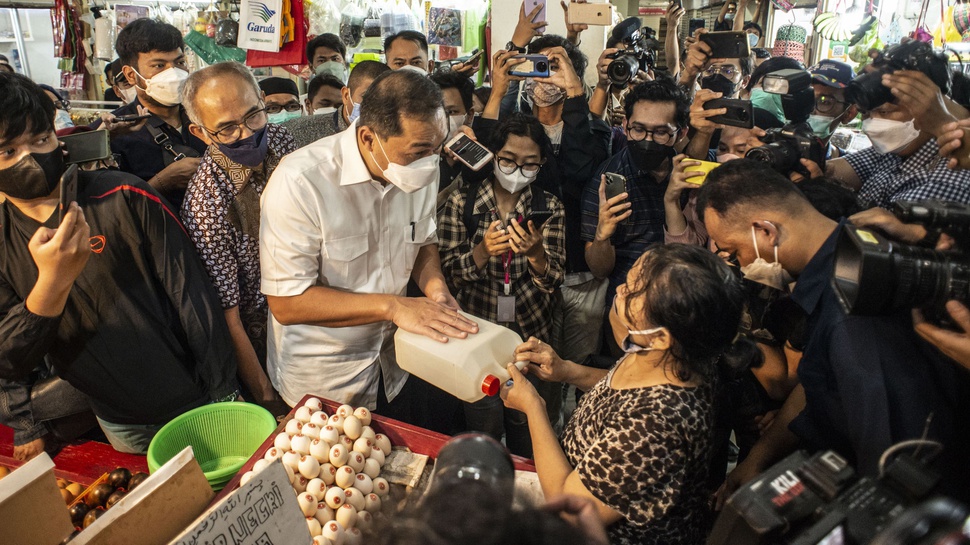 Meski Reses, DPR Tetap akan Panggil Mendag soal Minyak Goreng