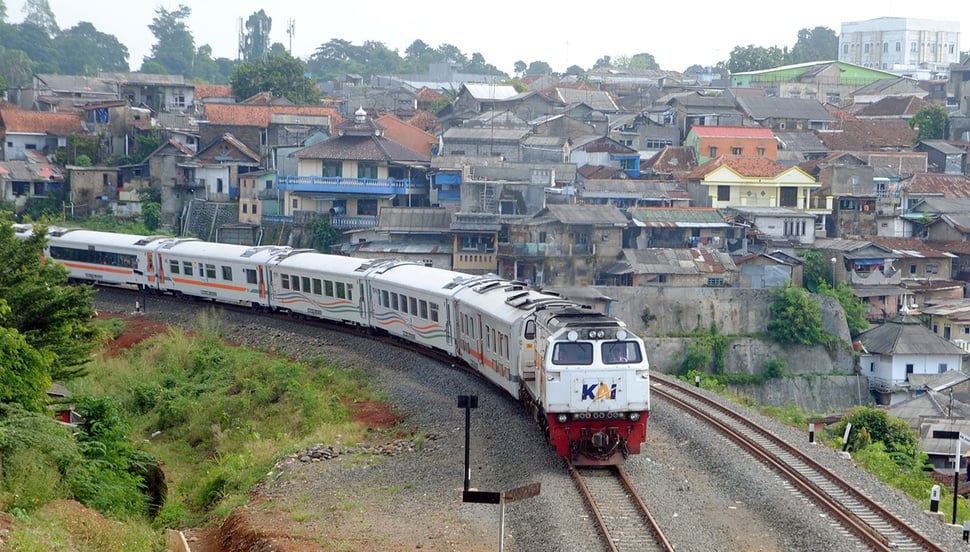 Perjalanan KA Pangrango Bogor-Sukabumi Dibatalkan akibat Longsor
