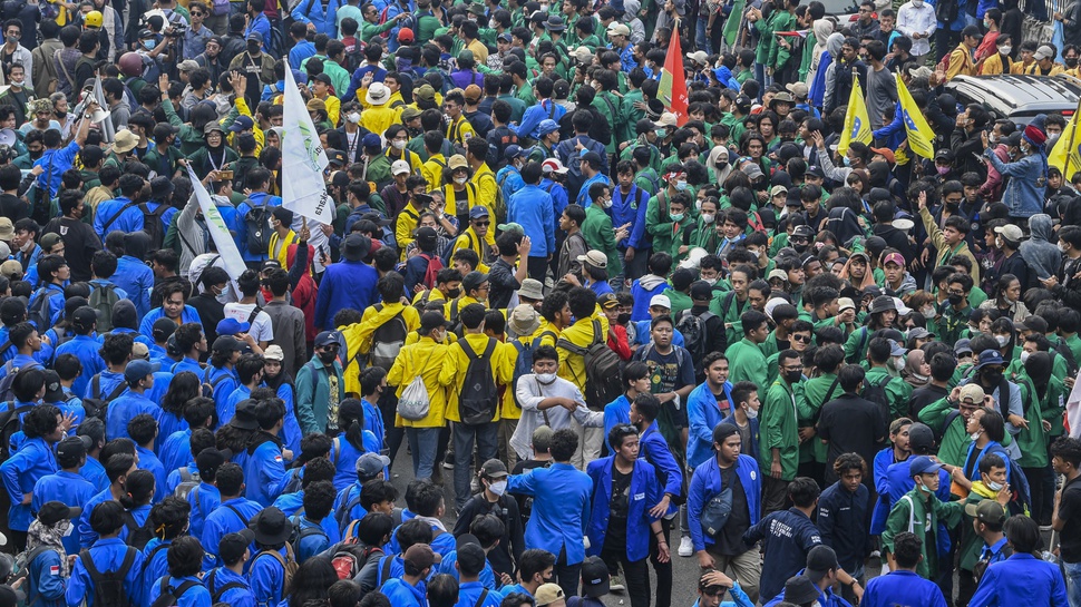BEM SI Duga Ada Penyusup Buat Kerusuhan Demonstrasi di DPR