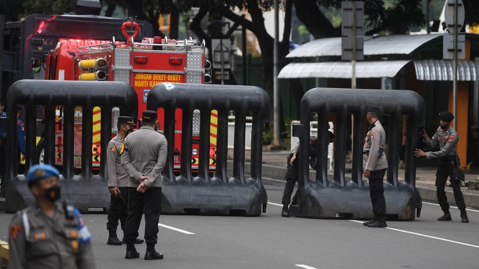 633 Personel Amankan Demo Dosen ASN soal Tukin di Patung Kuda