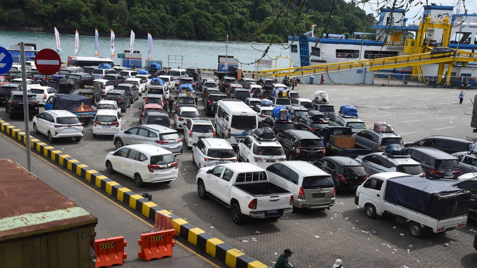 Kapasitas Parkir Pelabuhan Merak Ditambah hingga 1.000 Kendaraan